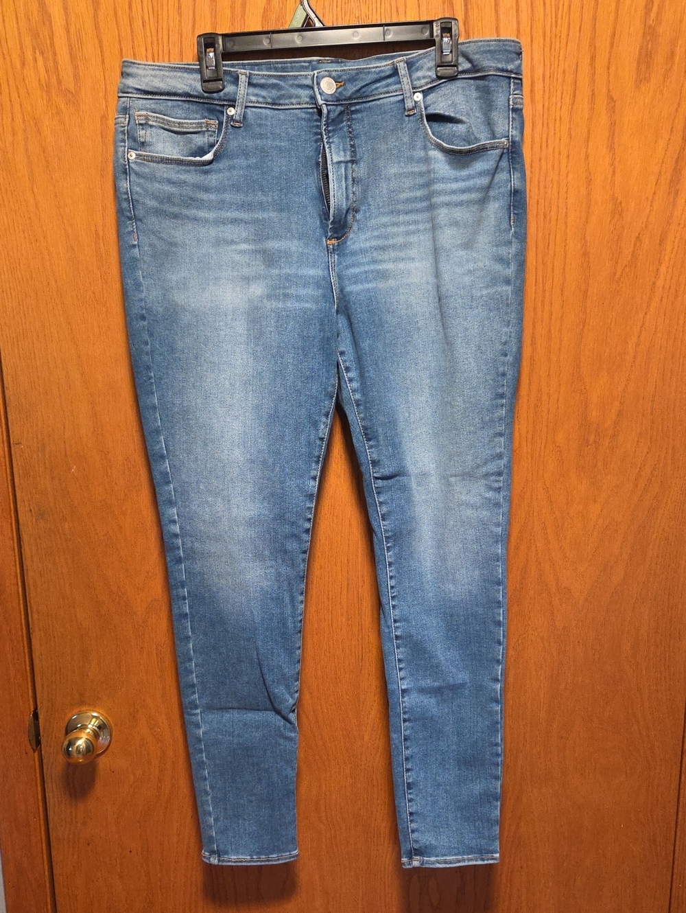 Jag Jeans Women's Light Blue Ankle Skinny Jeans.